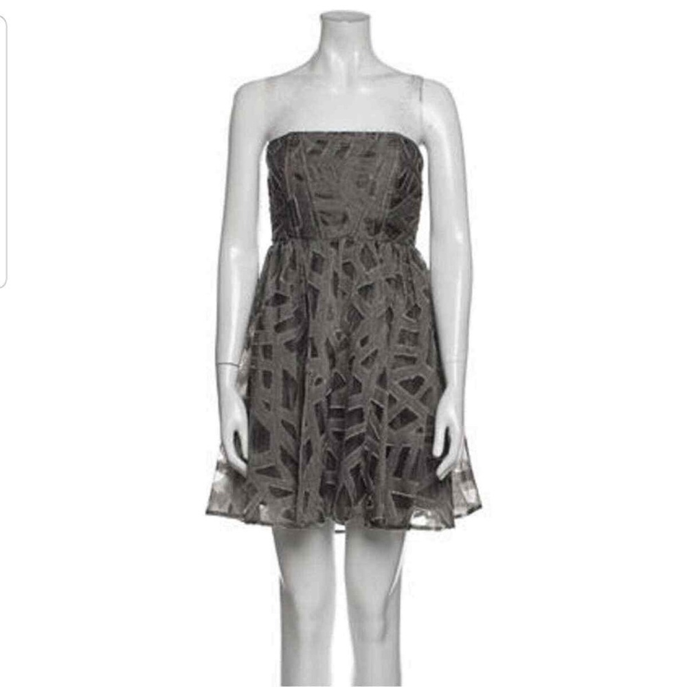 Alice + Olivia Grey Kristin Strapless Babydoll Dress Size 2 NWOT - Picture 3 of 6